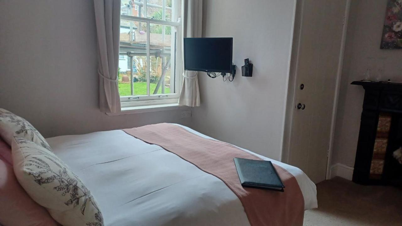 แกลน ฮูล็อก เกสท์เฮาส์ Hotel คอนวี ภายนอก รูปภาพ